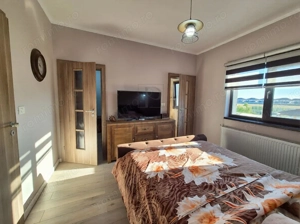 DUMBRAVITA - DUPLEX - GARAJ - 5 CAMERE - 3 BAI - TERASA - SUPRAVEGHERE VIDEO - ALARMA - imagine 9