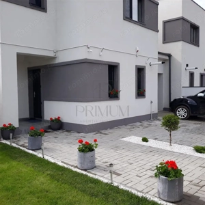 DUMBRAVITA - DUPLEX - GARAJ - 5 CAMERE - 3 BAI - TERASA - SUPRAVEGHERE VIDEO - ALARMA - imagine 11