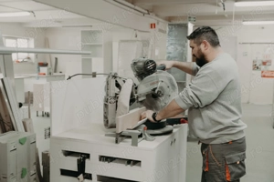 Angajăm AJUTOR CIRCULARIST - Insidecor Giarmata - imagine 5