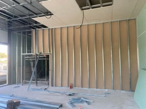 Constructi și renovări  - imagine 3