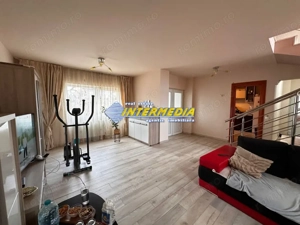 Casa in Centru finisata, mobilata, utilata complet - imagine 10