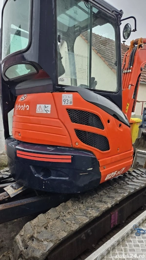 Miniexcavator Kubota u25  - imagine 10
