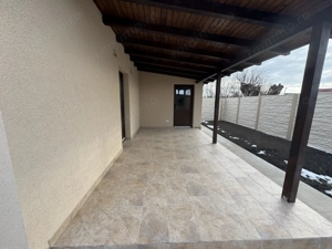 Casa Individuala Parter,Sanmihaiu Roman,3 Camere,Toate Utilitatile - imagine 5