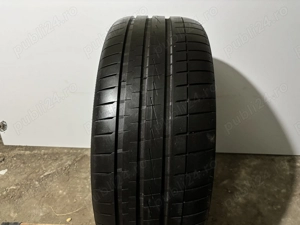 Anvelopa vara Vredestein 245 45 R19 102Y