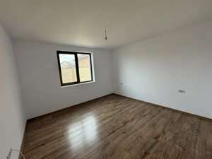 Casa Individuala Parter,Sanmihaiu Roman,3 Camere,Toate Utilitatile - imagine 9