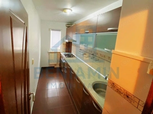 Apartament 3 camere Craiovita, etaj 3, teava de gaze - imagine 3