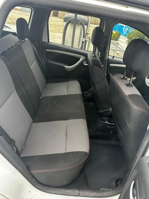 Dacia Duster 4x4 1.5 DCI - imagine 4