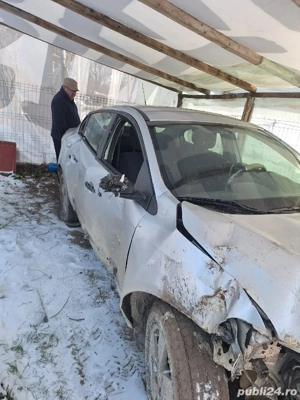 Vand auto pentru piese - imagine 3