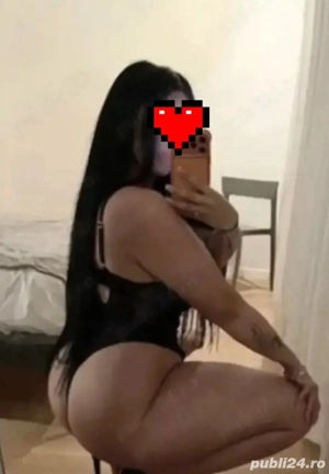 Adelina bruneta dulce 