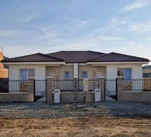 Duplex 3 camere - Sag - toate utilitatile