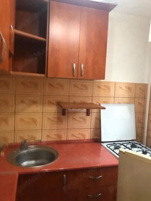 Garsoniera moderna confort 1 cu loc parcare parter zona Facultate ocupabila imediat