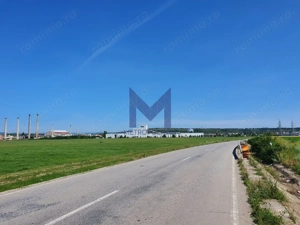 [ 2,6 HA ] Randament bun I Locație strategică I Autostradă - imagine 2