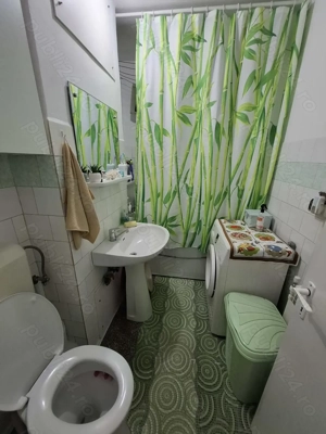 Vând apt..2cam . semidecomandat bloc 4 etaje  ,etaj intermediar  - imagine 6