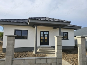 Casă de vănzare în lazuri 