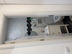 Vând apartament 3 camere amplasat in zona centrală și de lux. - imagine 4