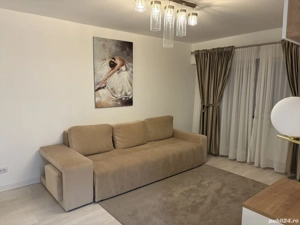 Vând apartament 3 camere amplasat in zona centrală și de lux. - imagine 9