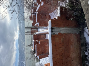 Teren de vânzare în Eselnita 