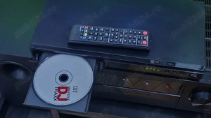 Blu-ray disc player Samsung BD-E5300 cu  telecomandă - imagine 4