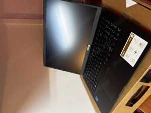 ASUS Vivobook X1500 EA