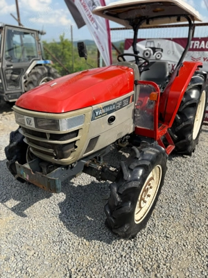 TRACTOR Yanmar 33 Super Forte 4x4 + plug nou + freză 1.8 m + semănătoare porumb 