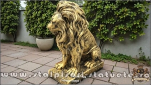 Statuetă leu în șezut, auriu patinat, model S46. - imagine 3