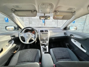 Toyota Corolla - imagine 5