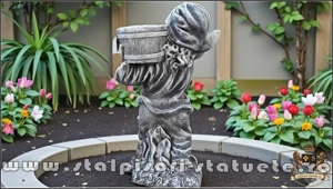 Statuetă pitic trol cu vază, din beton, model S58. - imagine 3