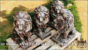 Statuetă leu în șezut, arămiu patinat, model S46. - imagine 5