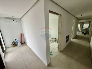 Casă cu 4 camere de vânzare - imagine 2