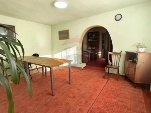 Casă săsească 3 camere si 1400 mp teren in Brateiu - jud. Sibiu - imagine 11