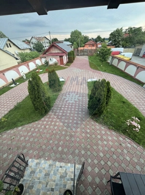 Casă / Vilă cu 5 camere de vânzare - imagine 9