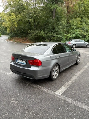 Vând BMW automat 2011 impecabil - imagine 4