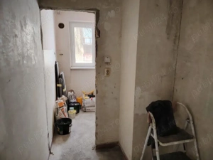 Ap.2cam. Petrosani-Aviatorilor, 35 mp, parter (in curs de renovare) - imagine 6