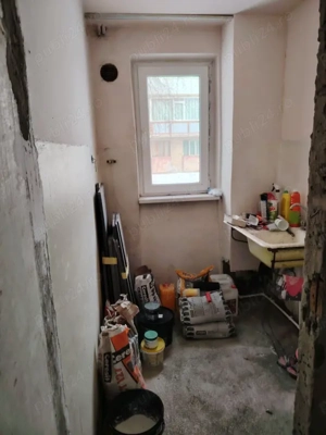 Ap.2cam. Petrosani-Aviatorilor, 35 mp, parter (in curs de renovare) - imagine 4