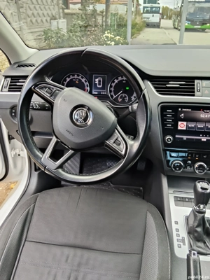 Skoda Octavia 2018 hidramata  - imagine 4