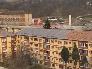 Acoperisuri de Crystall - imagine 4