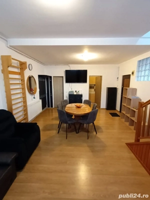 Apartament spatios in zona centrala - imagine 2