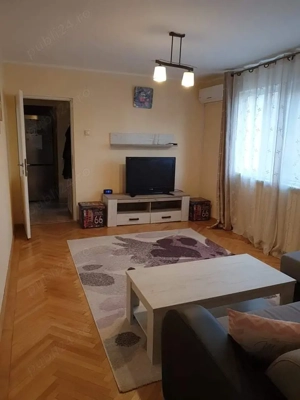 Central,Centrul vechi,Cismigiu,Izvor ,Piata  Universitatii,Parlament,Sala Palatului,Propietar