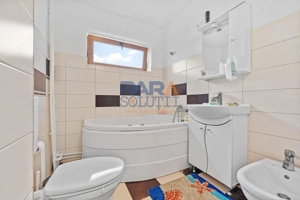 Vilă cu 6 dormitoare, 2 garaje, anexe multiple - 2076 mp teren - imagine 4