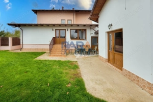 Vilă cu 6 dormitoare, 2 garaje, anexe multiple - 2076 mp teren - imagine 20