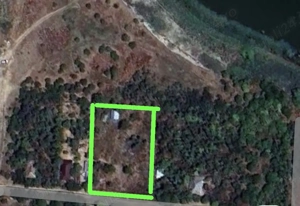 Teren intravilan 2000 mp  si extravilan (vie) 1500 mp