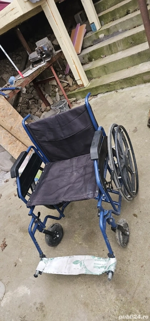 scaun cu rotile pentru persoane 