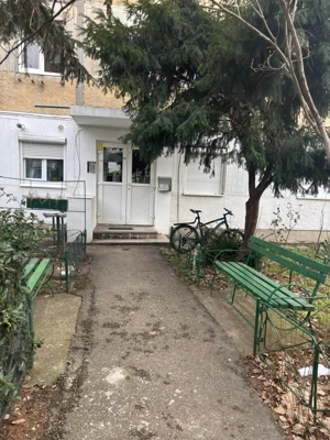 Proprietar!! Vand ap 2 camere - imagine 8