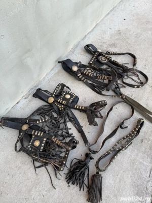 Căpițele   hamuri piele pentru cai + hățuri 2 cai   stare bună - imagine 2