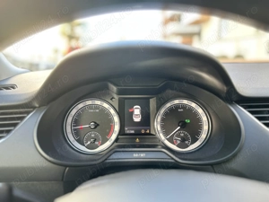 Skoda Octavia 2019 - imagine 8