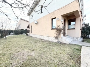Triplex pe colt, 3 camere, 94 mp utili, 250 mp teren - Dumbravita - imagine 11