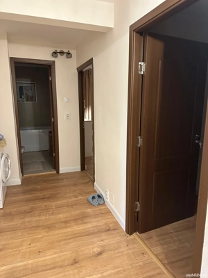 Apartament de vanzare 4 camere - Otopeni, Strada Traian nr. 17 - imagine 9
