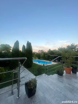 proprietar vand vila cu piscina la 15 km de Ploiestui
