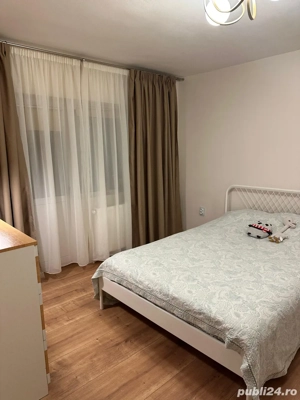 Apartament de vanzare 4 camere - Otopeni, Strada Traian nr. 17 - imagine 4
