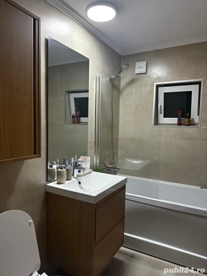 Apartament de vanzare 4 camere - Otopeni, Strada Traian nr. 17 - imagine 6
